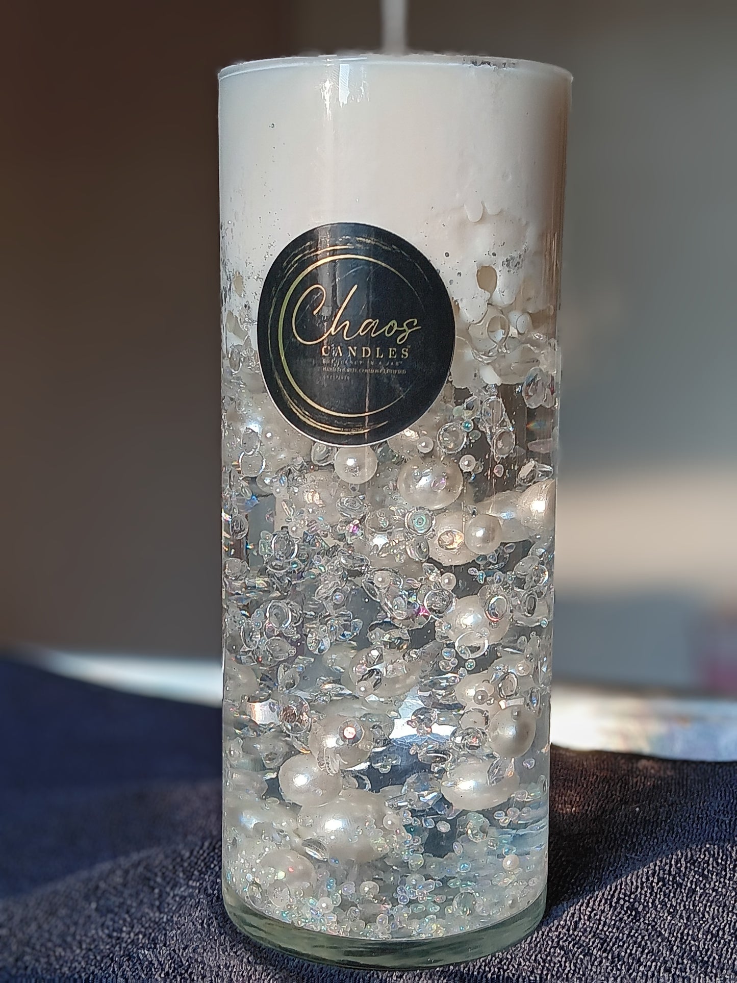 White Crystal Glow Luxury Vase Candle | Hand-Poured Decorative Cylinder